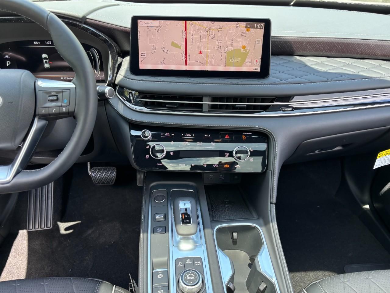 INFINITI QX60 Vehicle Full-screen Gallery Image 17