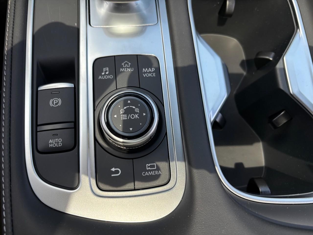 INFINITI QX60 Vehicle Full-screen Gallery Image 32