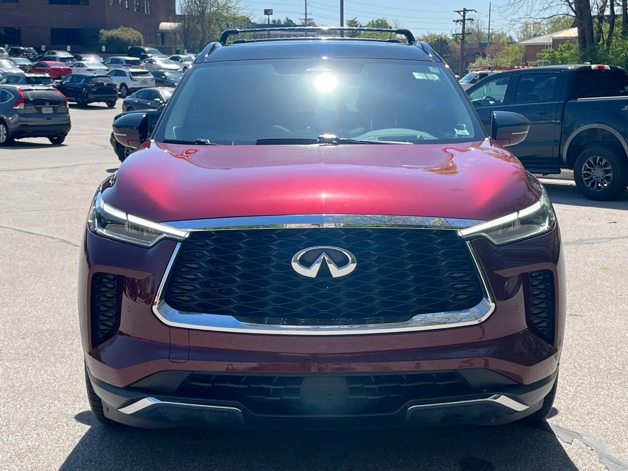 INFINITI QX60 Vehicle Full-screen Gallery Image 7