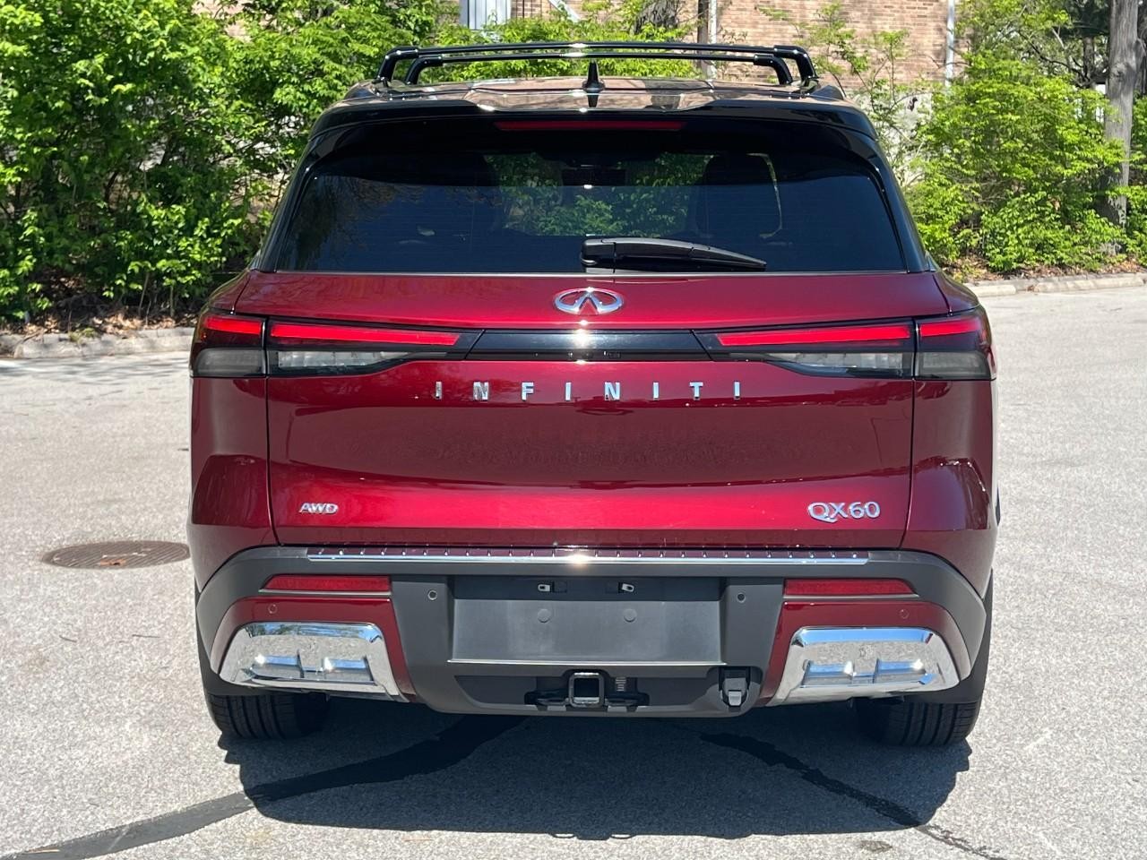 INFINITI QX60 Vehicle Full-screen Gallery Image 10