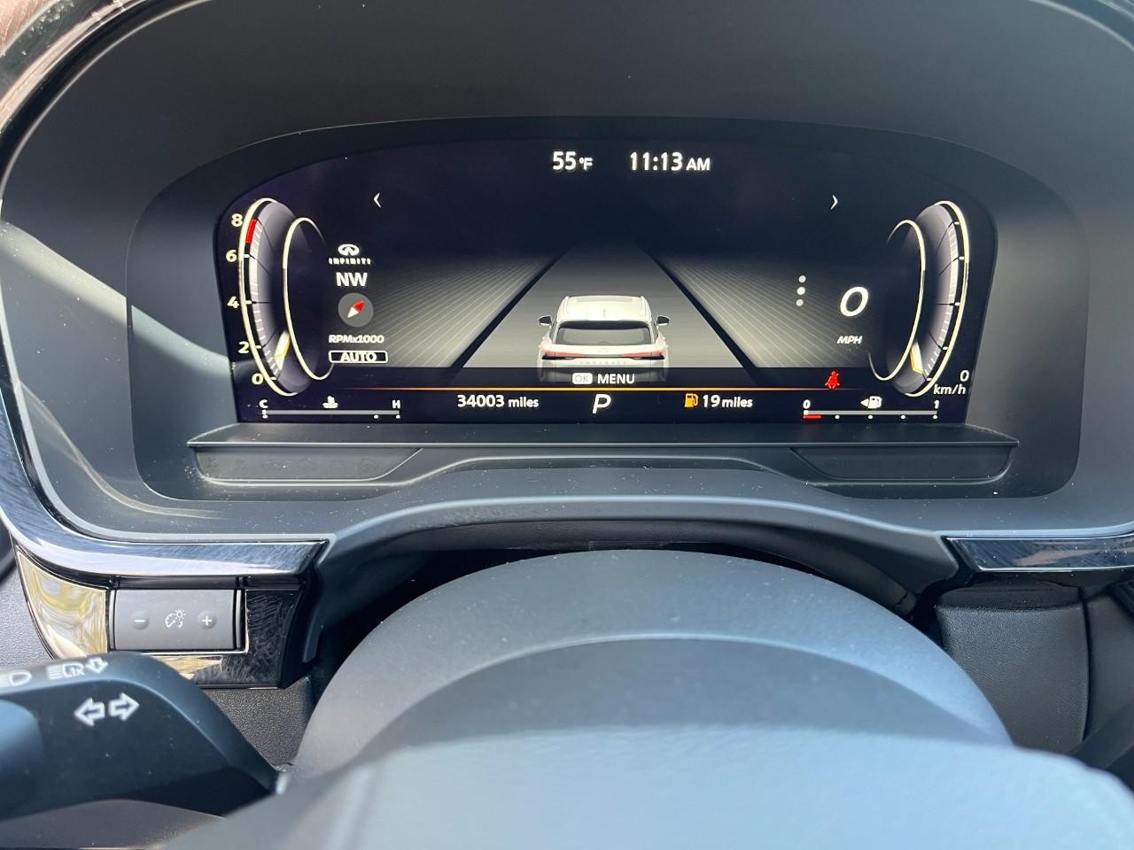 INFINITI QX60 Vehicle Full-screen Gallery Image 25