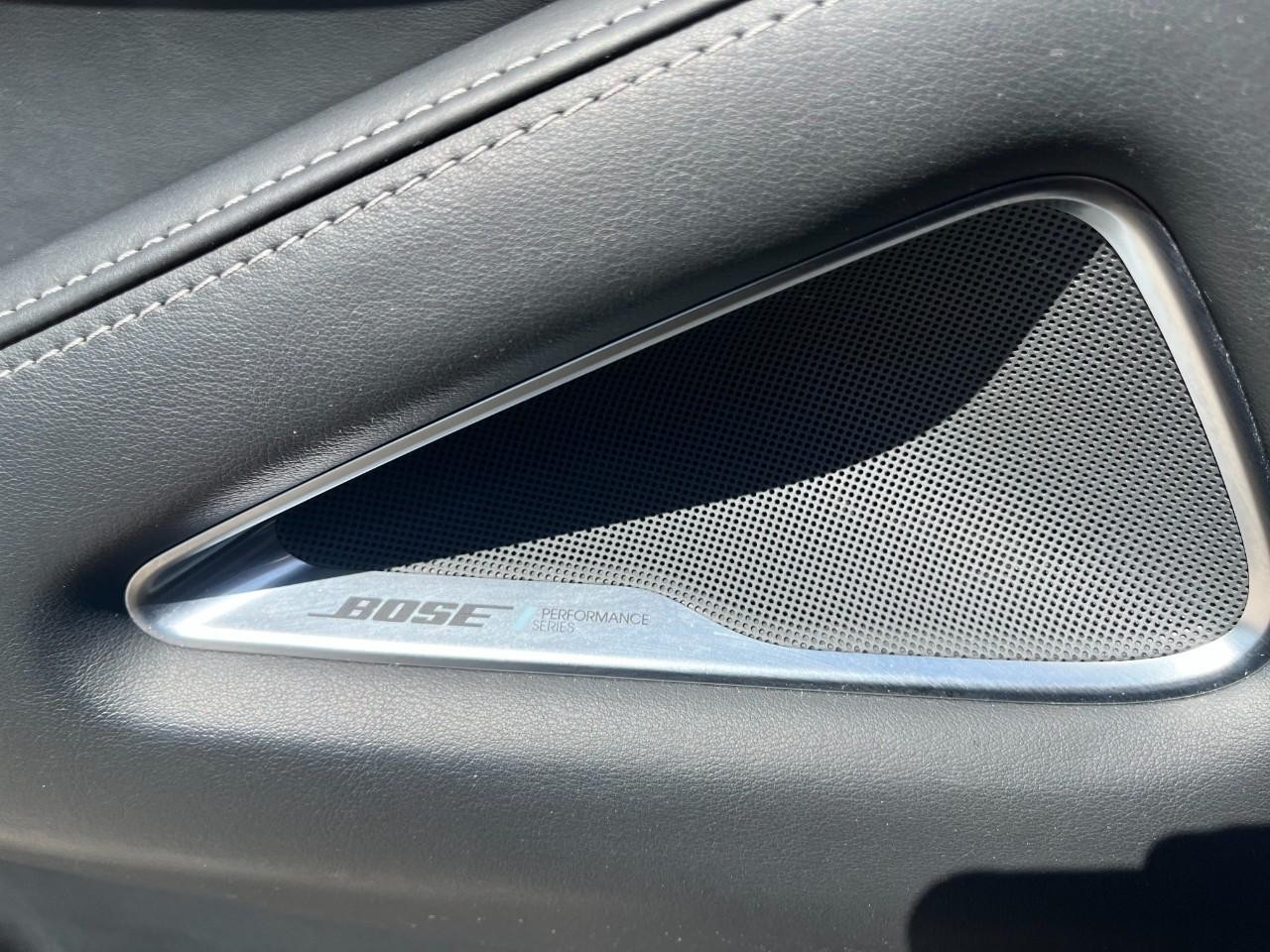 INFINITI QX60 Vehicle Full-screen Gallery Image 36