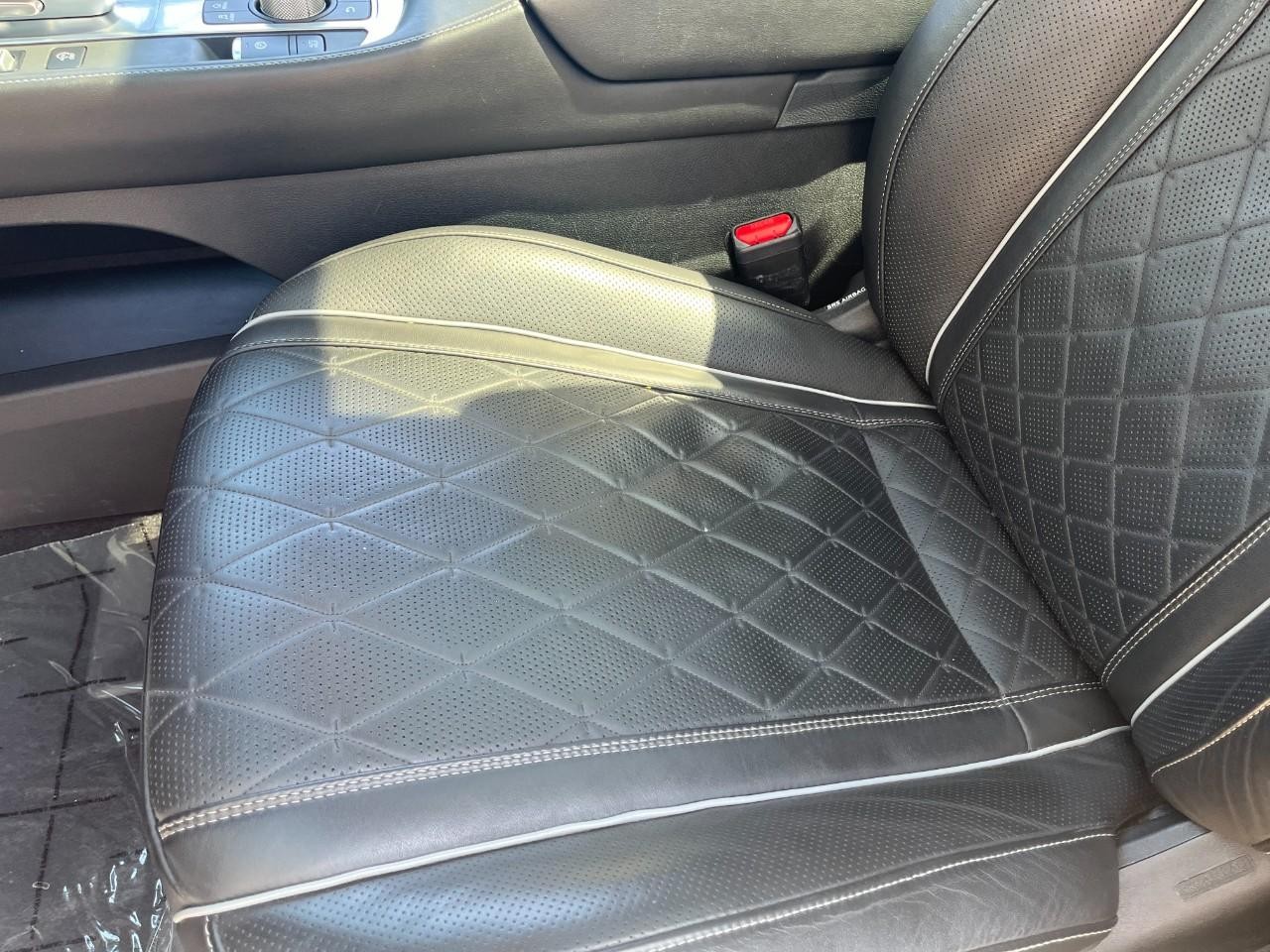 INFINITI QX60 Vehicle Full-screen Gallery Image 39