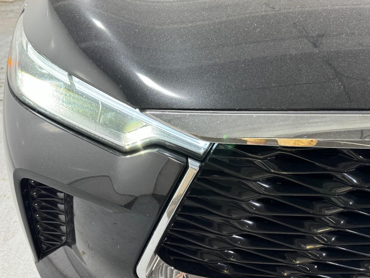 INFINITI QX60 Vehicle Full-screen Gallery Image 7