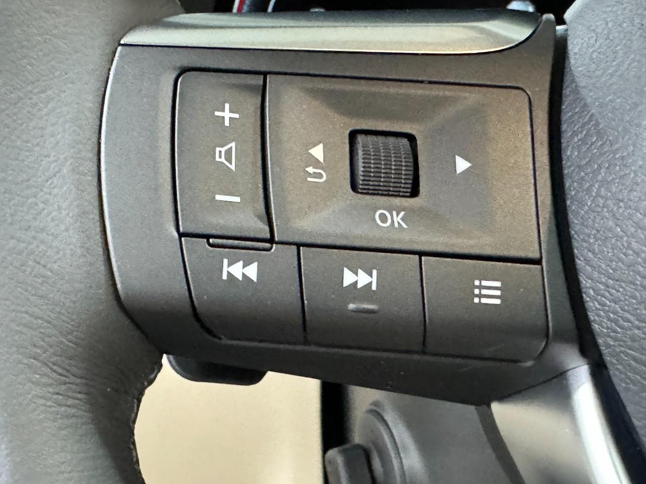 INFINITI QX60 Vehicle Full-screen Gallery Image 29