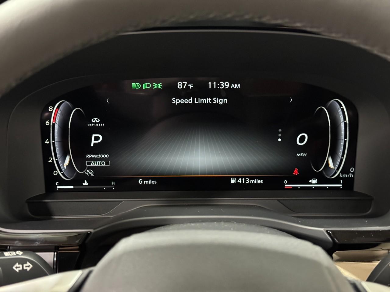 INFINITI QX60 Vehicle Full-screen Gallery Image 31