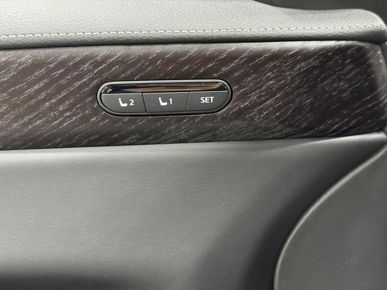 INFINITI QX60 Vehicle Full-screen Gallery Image 23