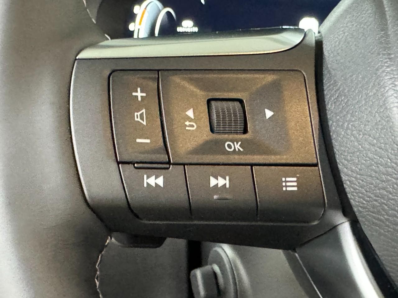 INFINITI QX60 Vehicle Full-screen Gallery Image 29