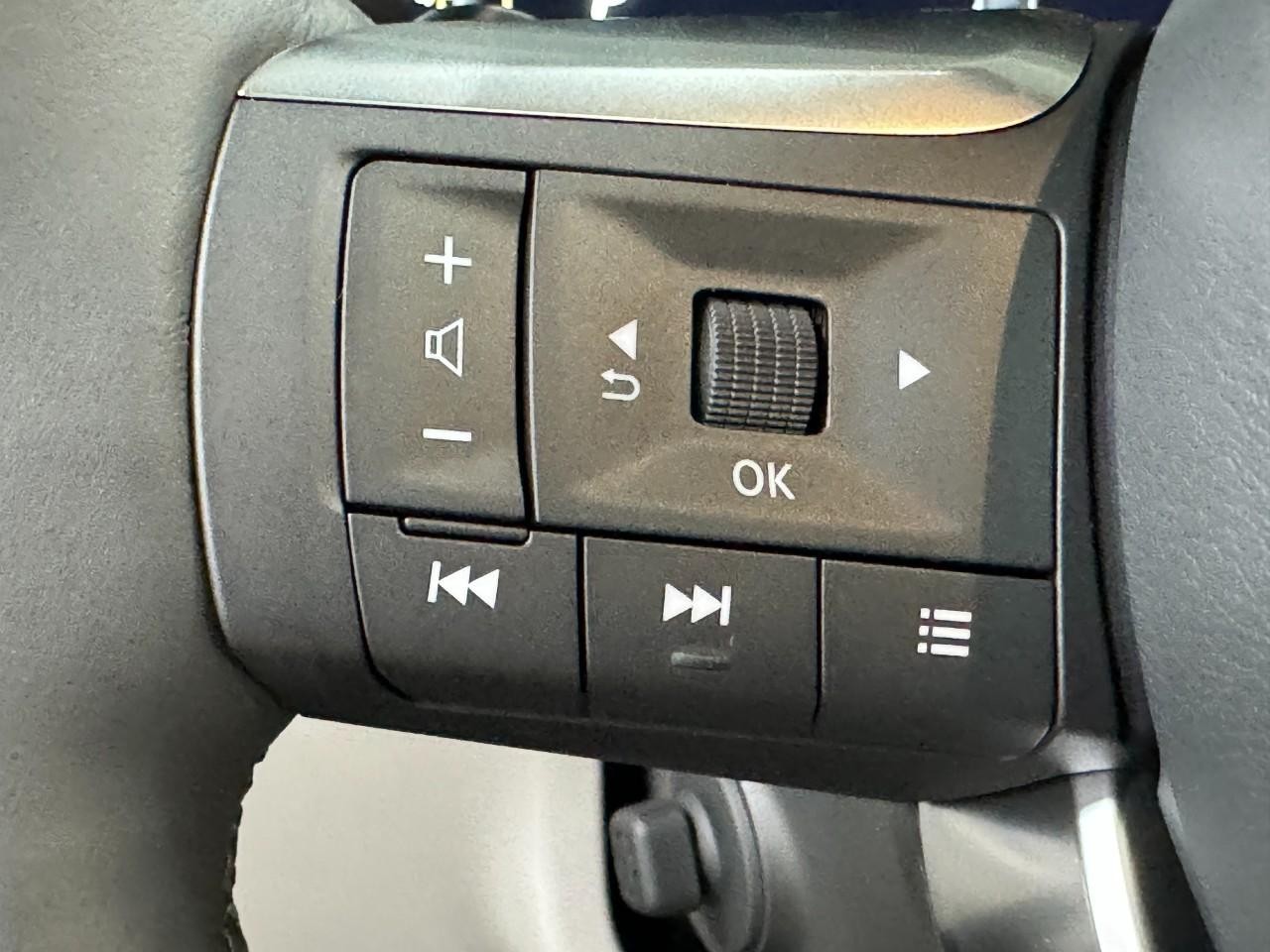 INFINITI QX60 Vehicle Full-screen Gallery Image 32