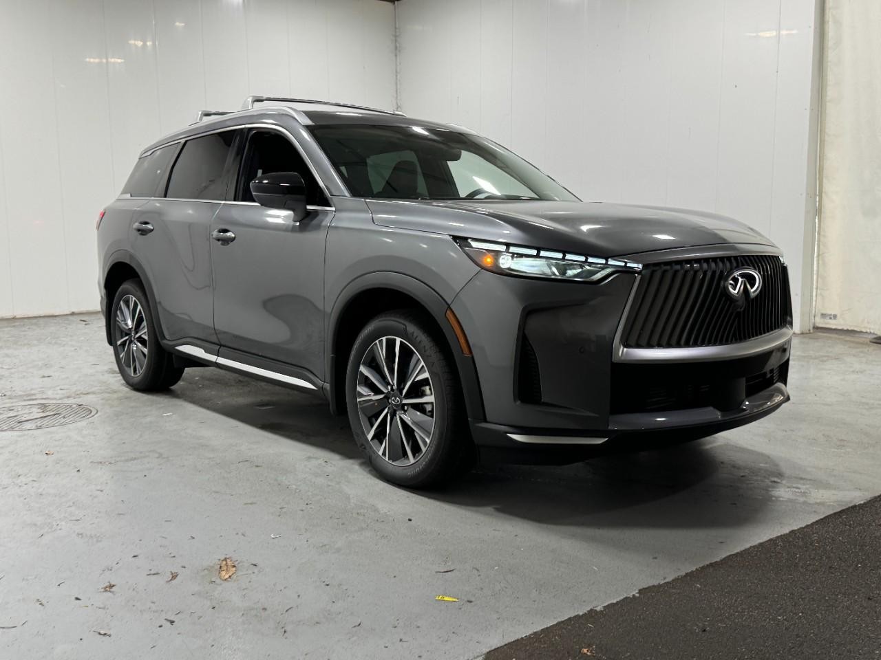 INFINITI QX60 Vehicle Full-screen Gallery Image 6