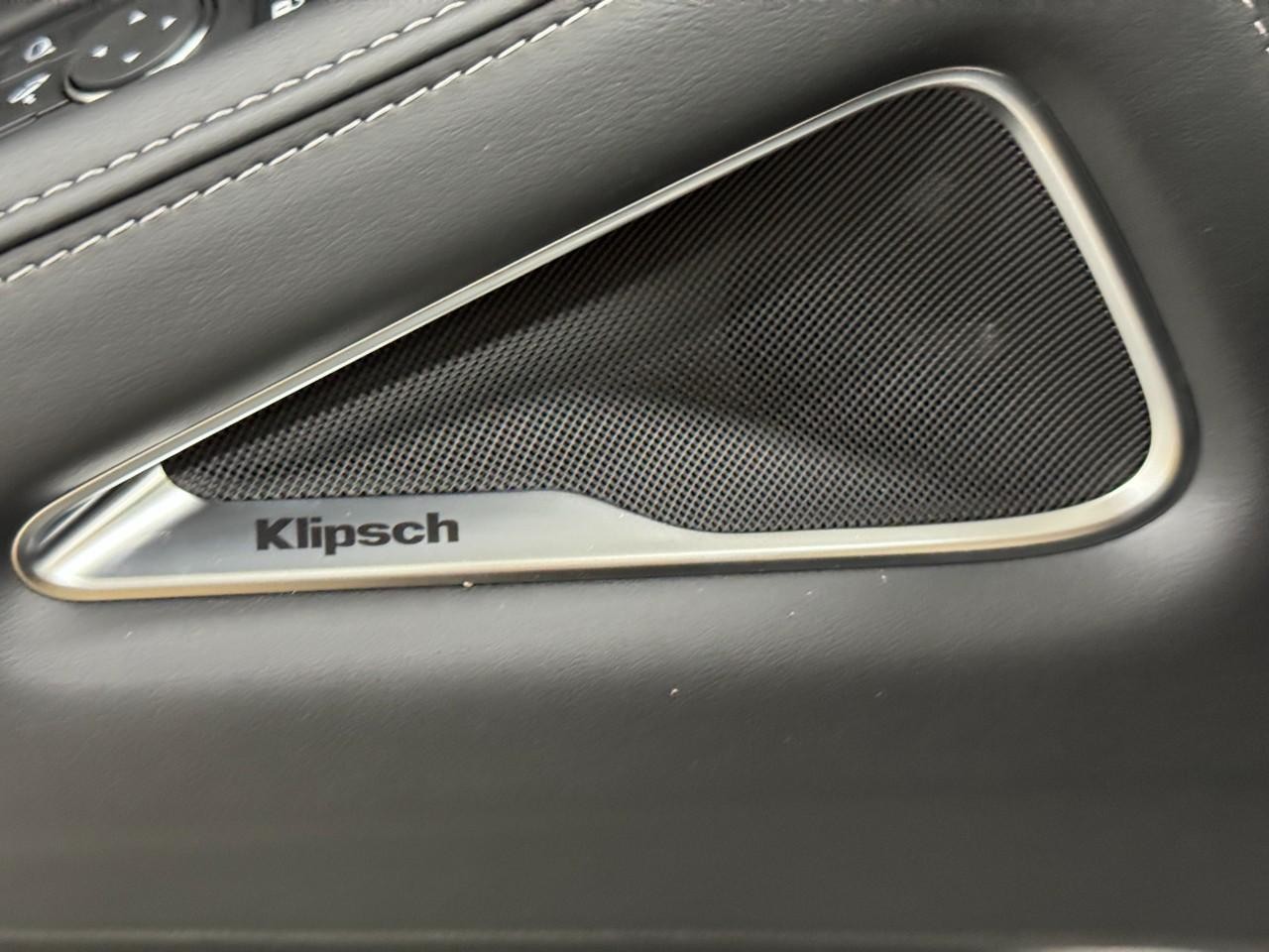 INFINITI QX60 Vehicle Full-screen Gallery Image 27