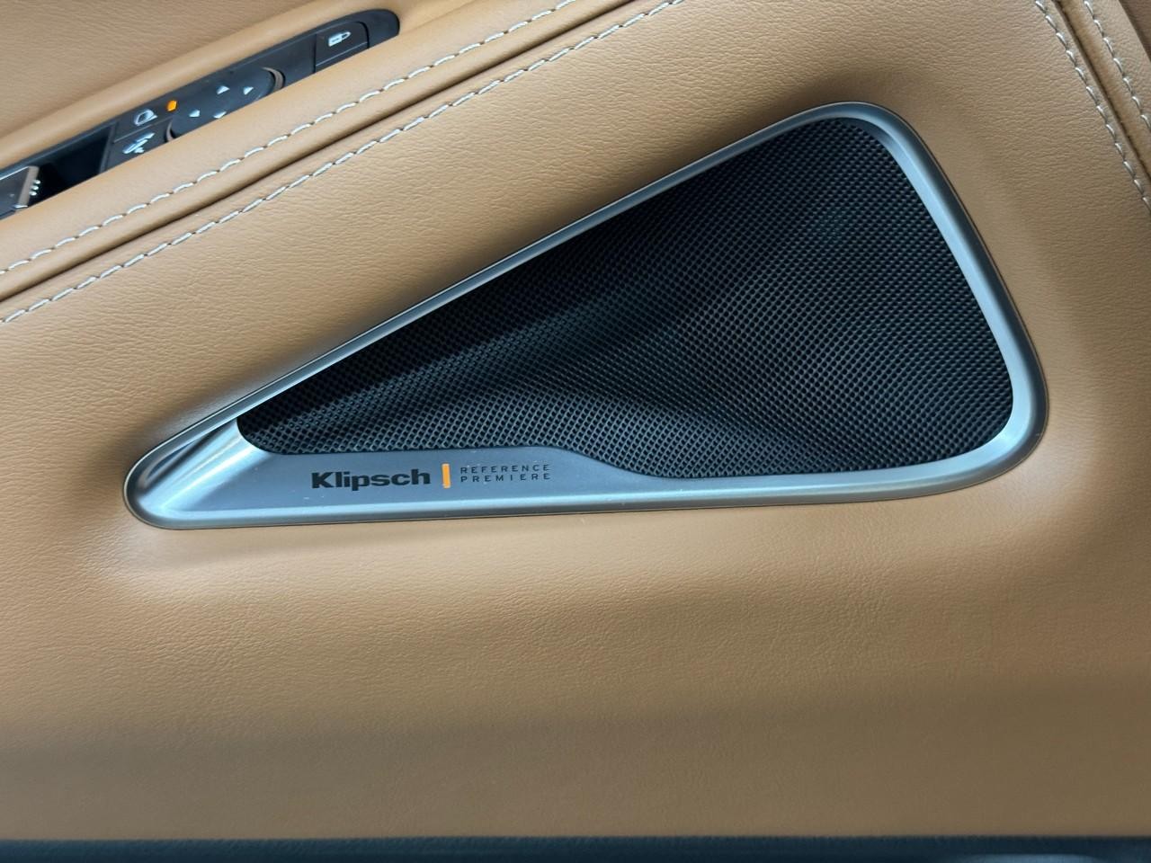 INFINITI QX60 Vehicle Full-screen Gallery Image 28