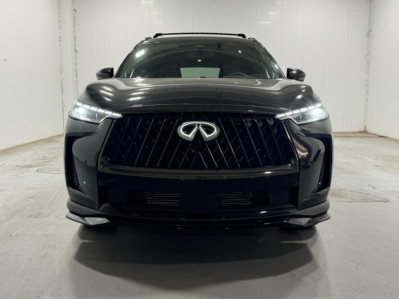 INFINITI QX60 Vehicle Full-screen Gallery Image 7
