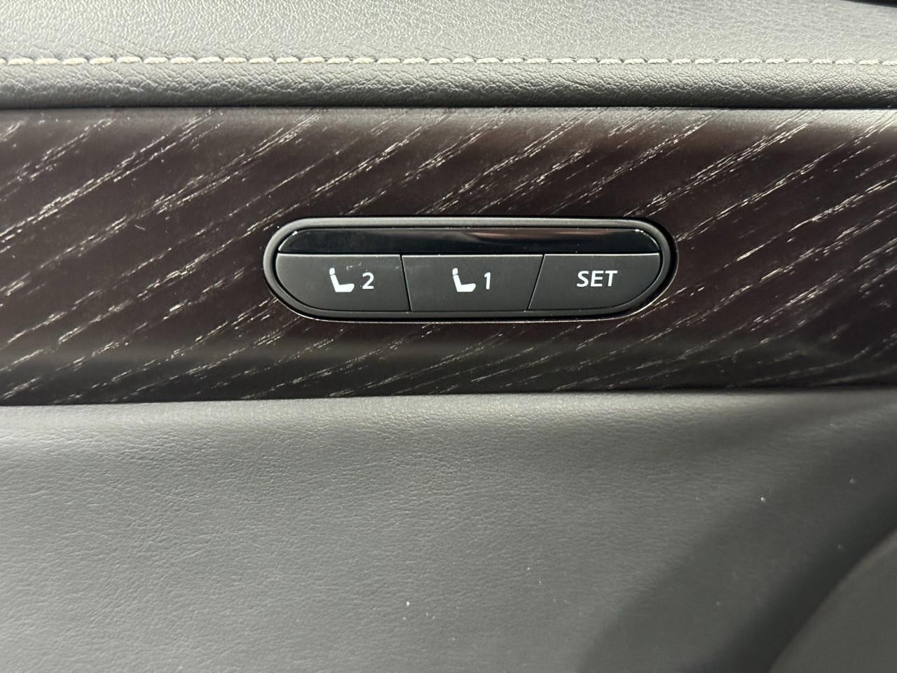 INFINITI QX60 Vehicle Full-screen Gallery Image 25