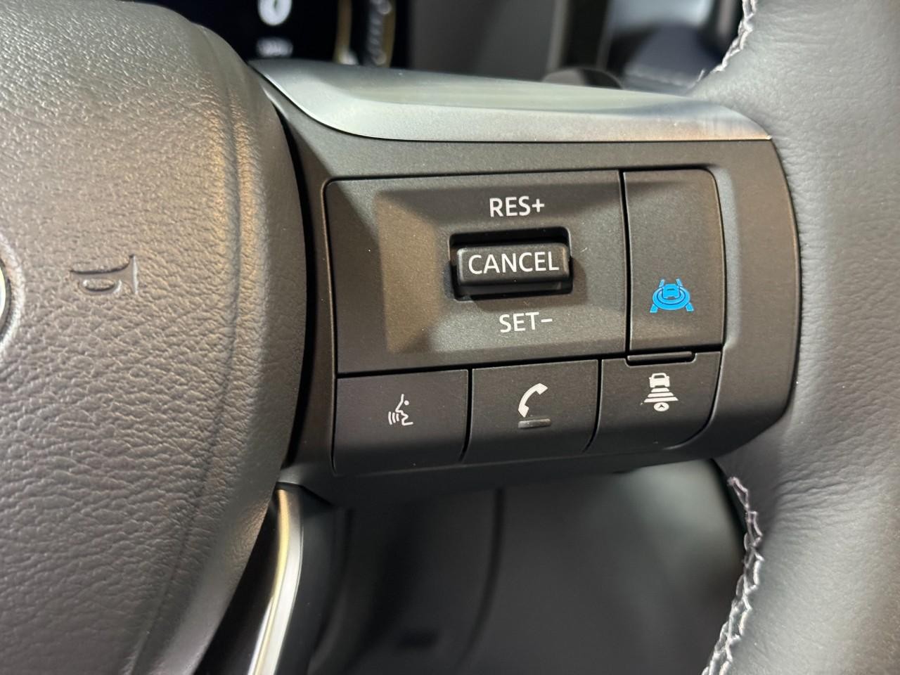 INFINITI QX60 Vehicle Full-screen Gallery Image 33