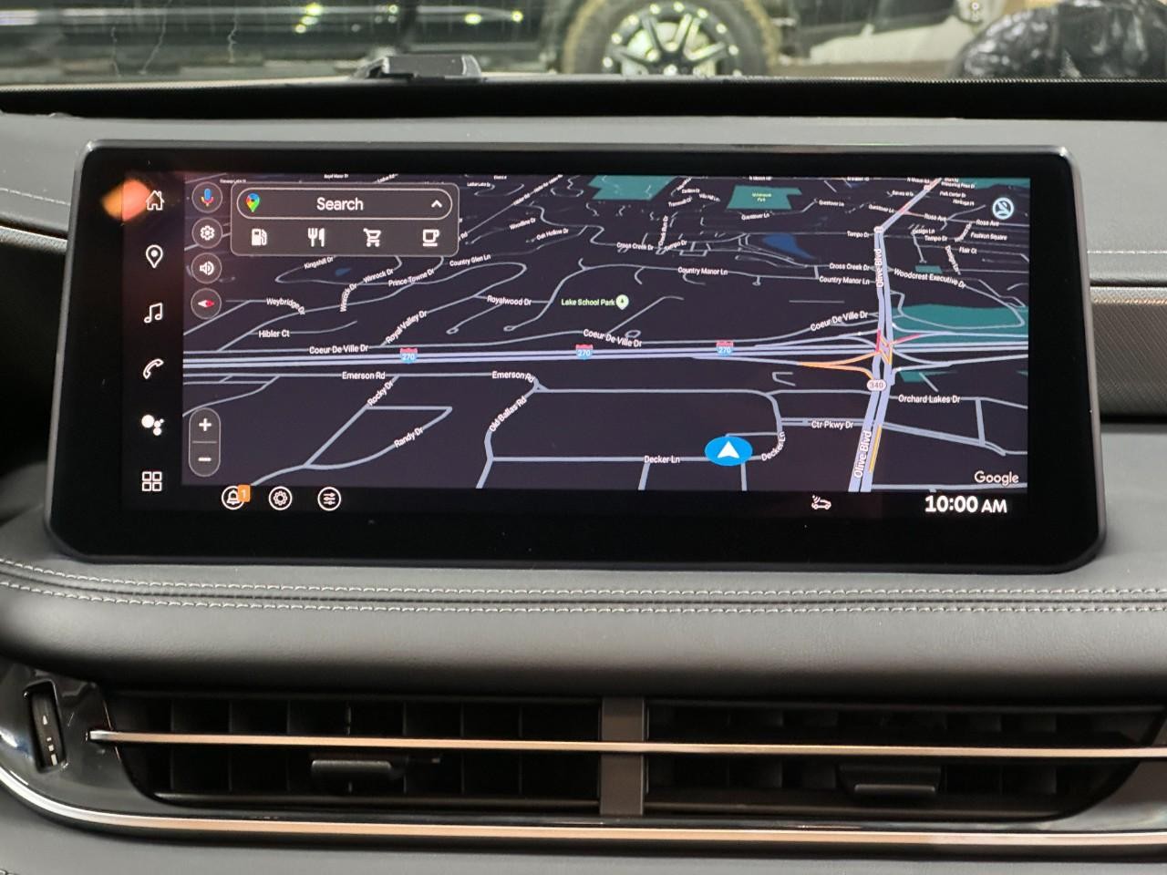 INFINITI QX60 Vehicle Full-screen Gallery Image 17