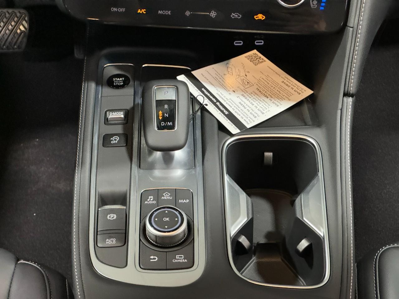 INFINITI QX60 Vehicle Full-screen Gallery Image 19