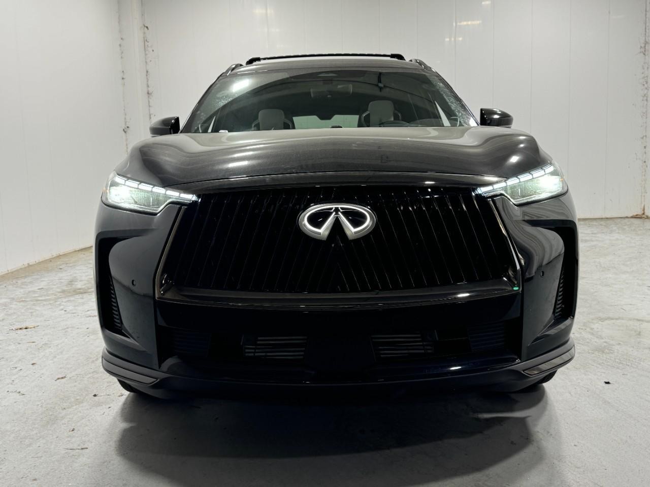INFINITI QX60 Vehicle Full-screen Gallery Image 7