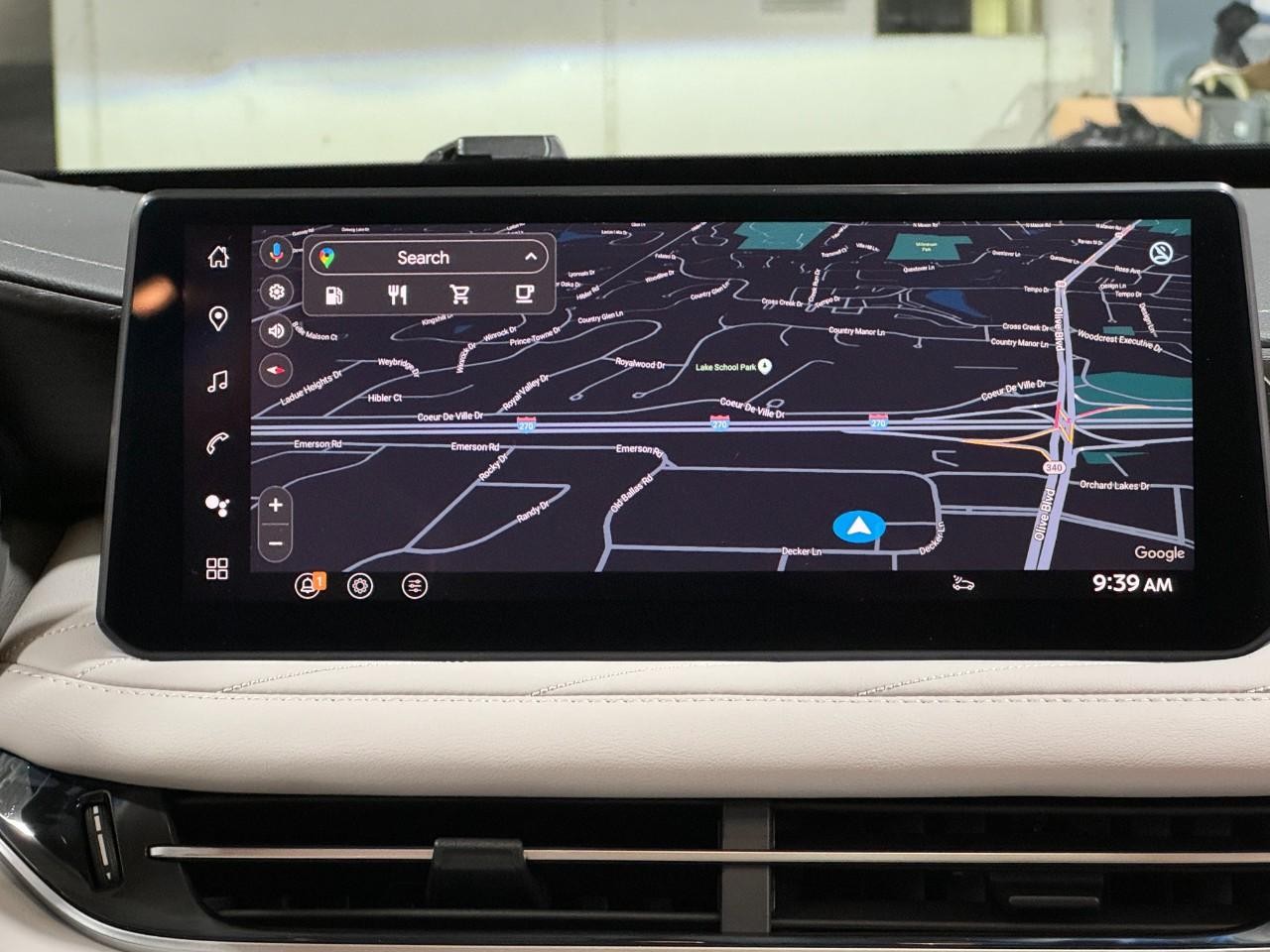 INFINITI QX60 Vehicle Full-screen Gallery Image 17