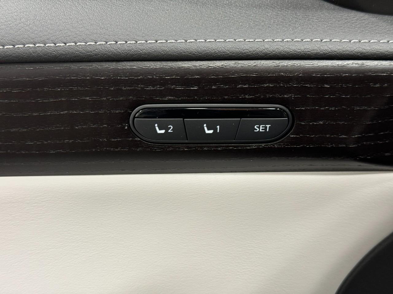 INFINITI QX60 Vehicle Full-screen Gallery Image 26