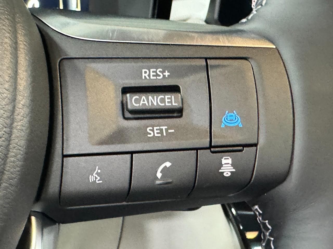 INFINITI QX60 Vehicle Full-screen Gallery Image 33