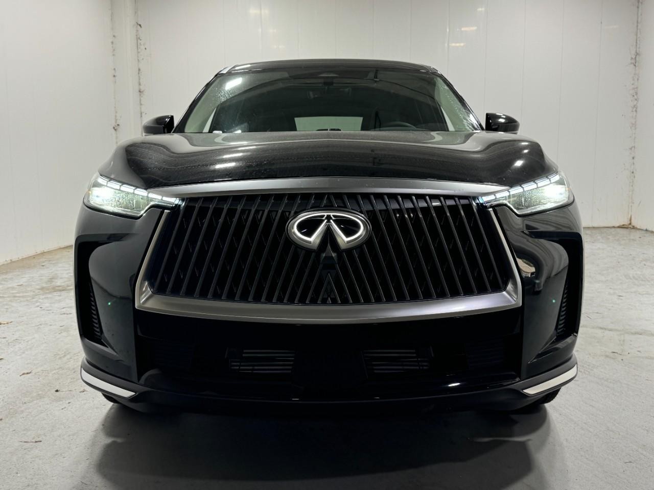 INFINITI QX60 Vehicle Full-screen Gallery Image 7