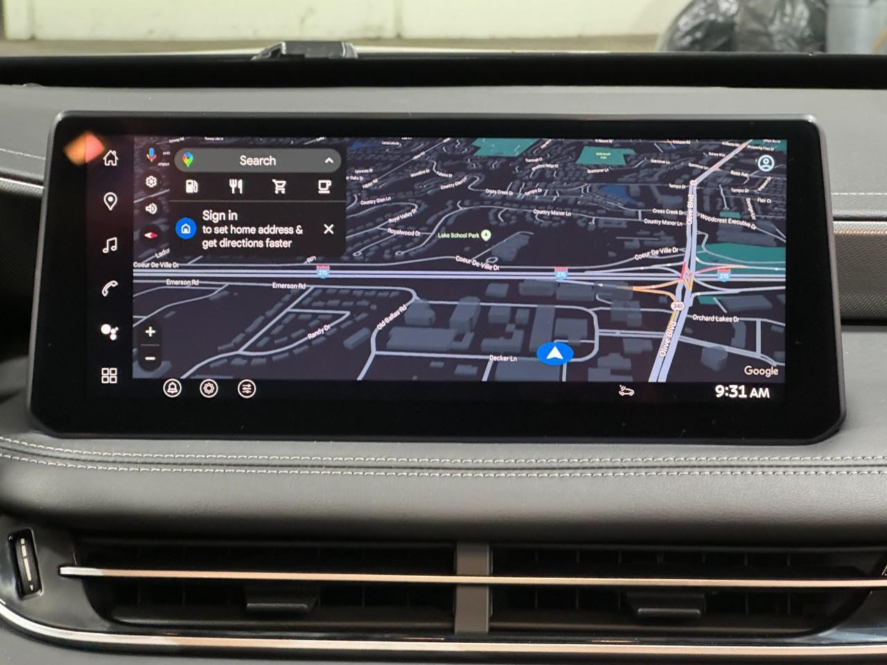 INFINITI QX60 Vehicle Full-screen Gallery Image 17