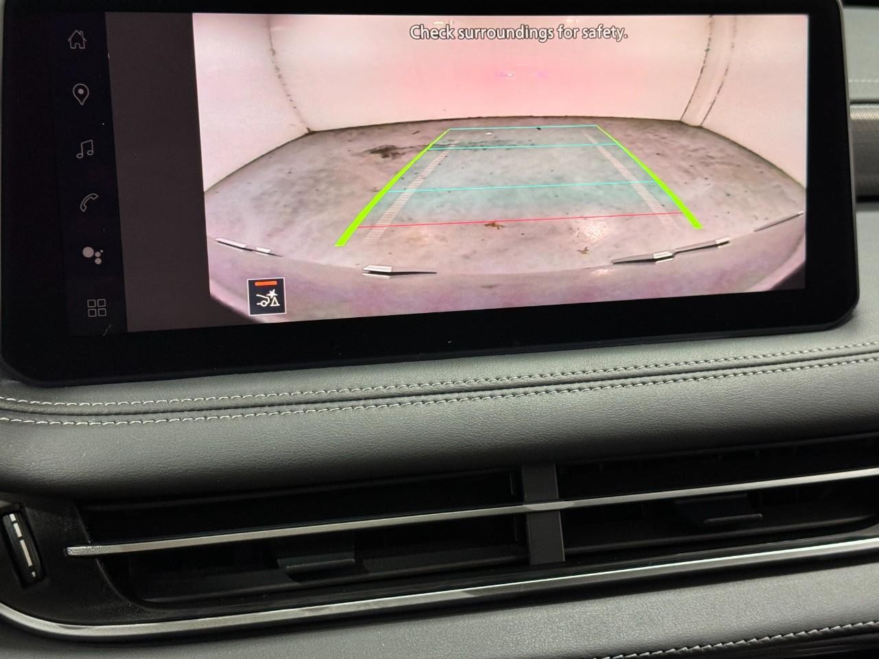 INFINITI QX60 Vehicle Full-screen Gallery Image 34