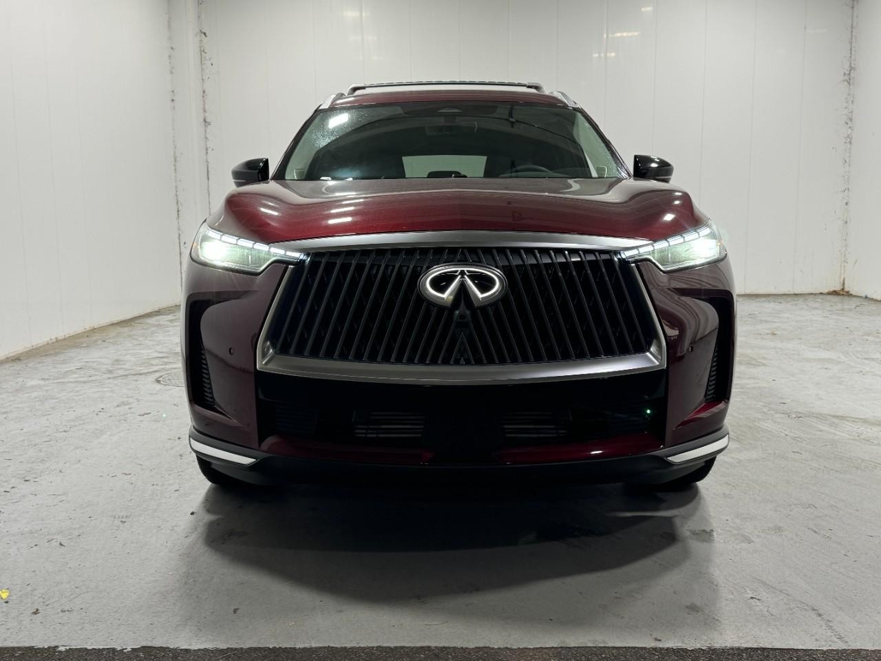 INFINITI QX60 Vehicle Full-screen Gallery Image 7