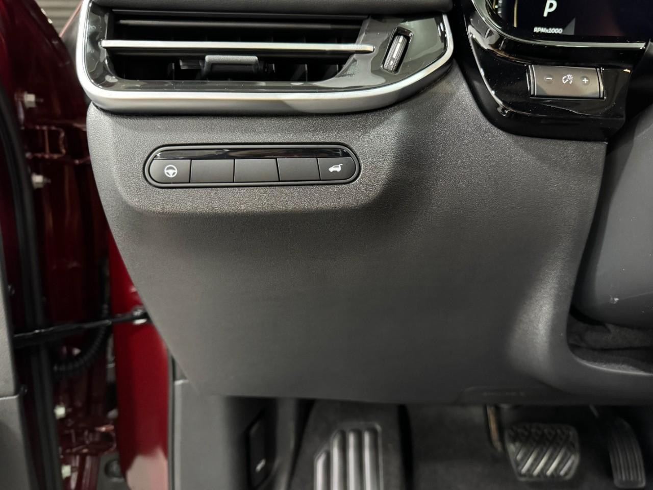 INFINITI QX60 Vehicle Full-screen Gallery Image 31