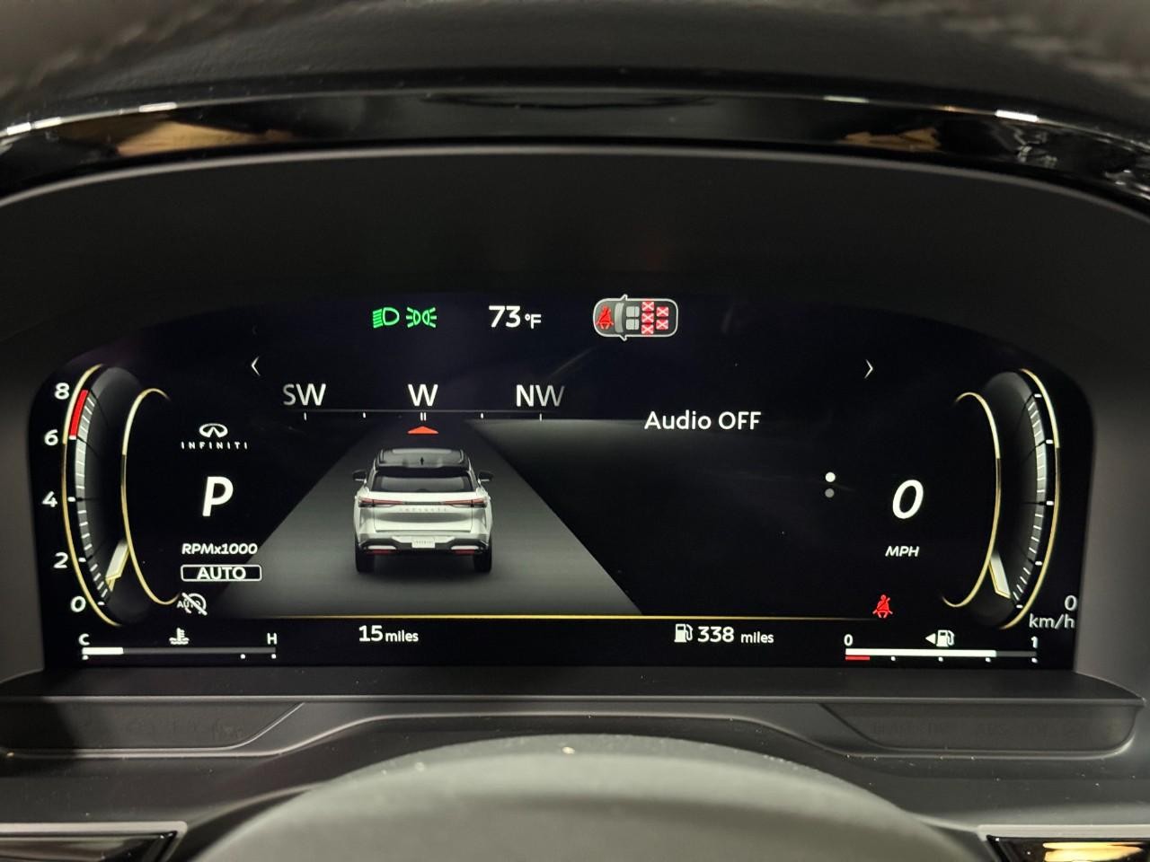 INFINITI QX60 Vehicle Full-screen Gallery Image 34