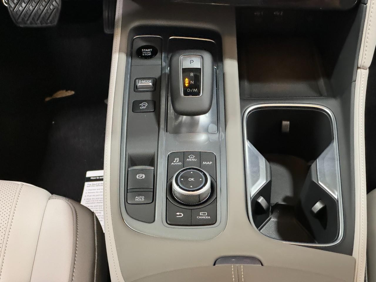 INFINITI QX60 Vehicle Full-screen Gallery Image 19