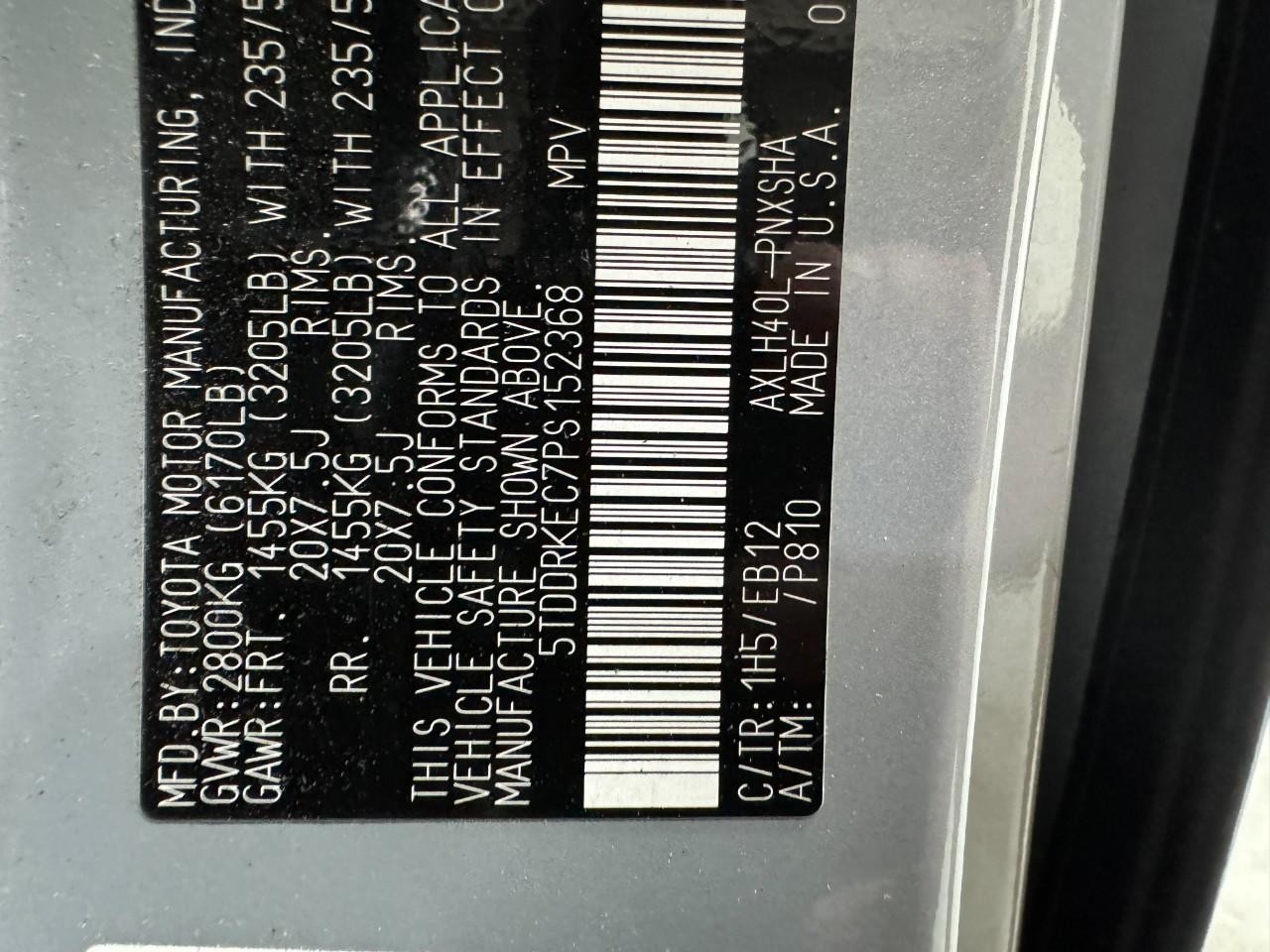 Toyota Sienna Vehicle Full-screen Gallery Image 33