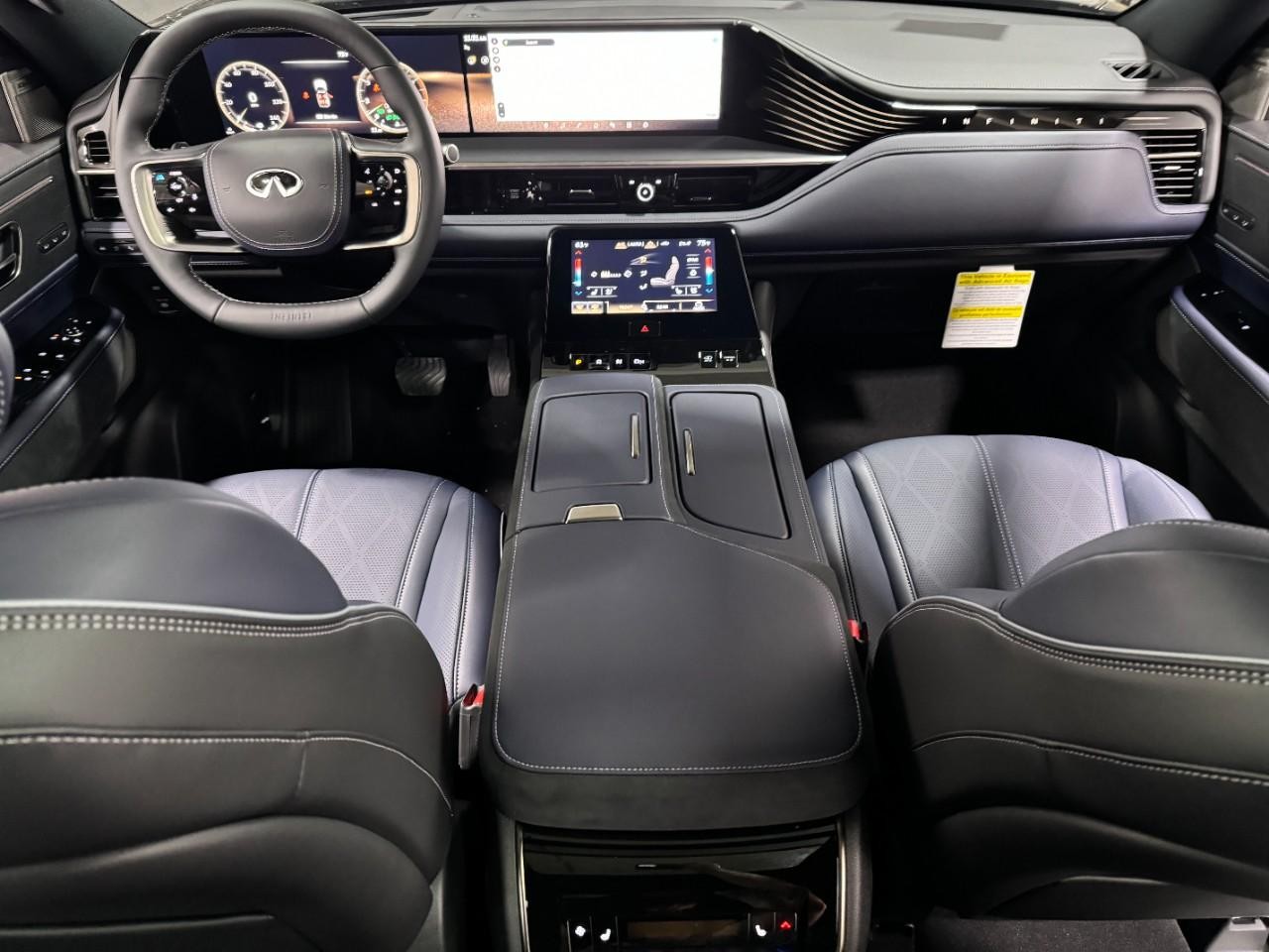 INFINITI QX80 Vehicle Full-screen Gallery Image 15