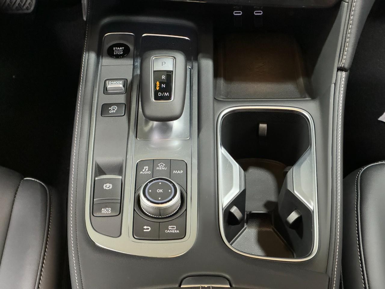 INFINITI QX60 Vehicle Full-screen Gallery Image 19