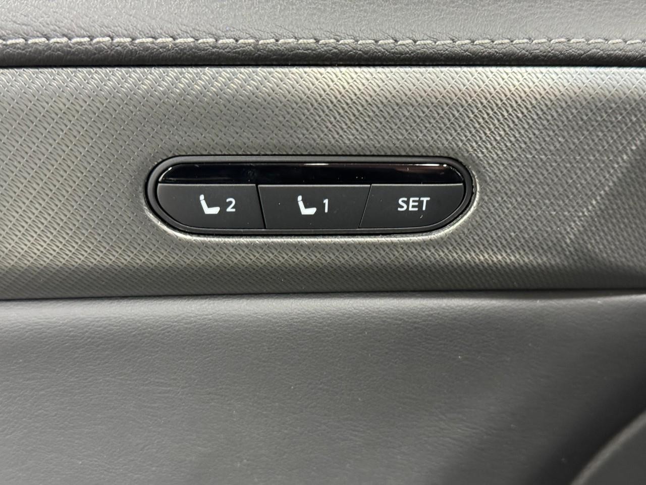 INFINITI QX60 Vehicle Full-screen Gallery Image 25