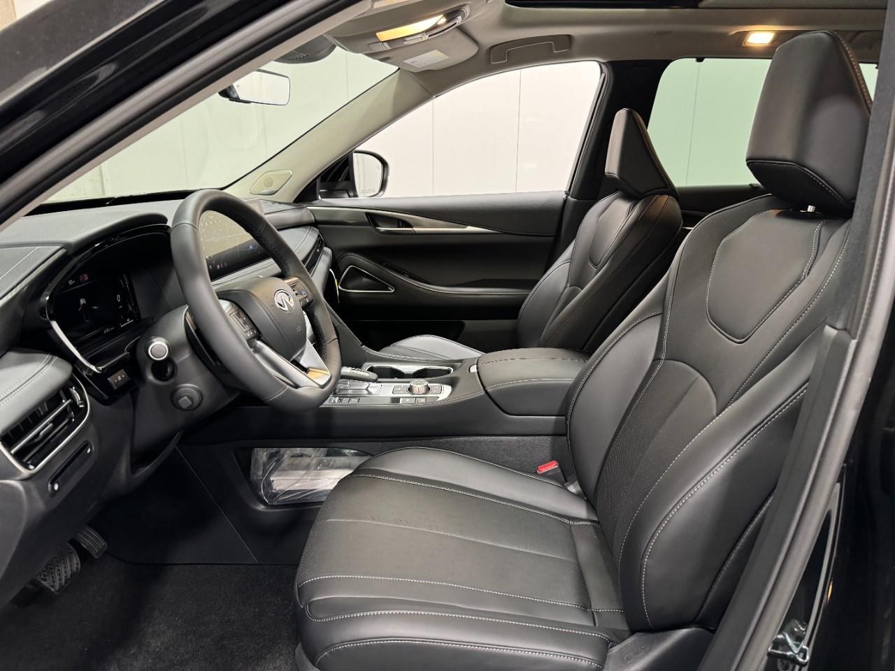 INFINITI QX60 Vehicle Full-screen Gallery Image 28