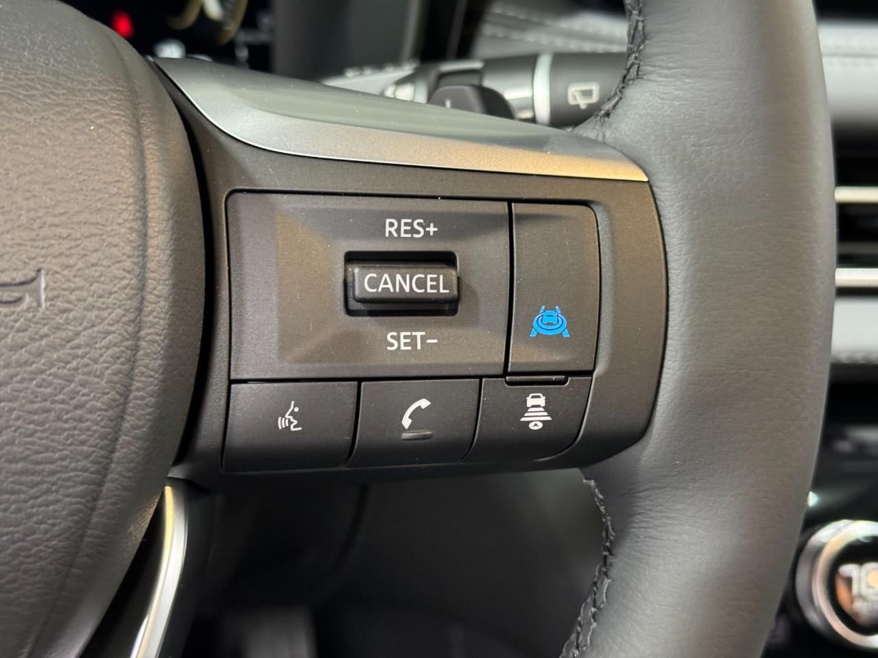 INFINITI QX60 Vehicle Full-screen Gallery Image 33