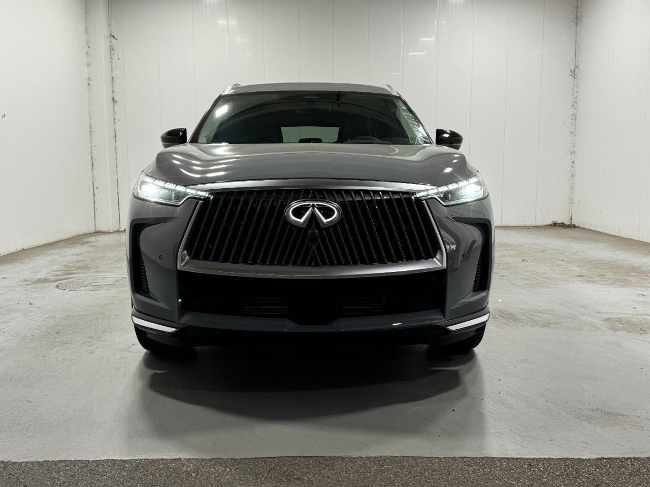 INFINITI QX60 Vehicle Full-screen Gallery Image 7