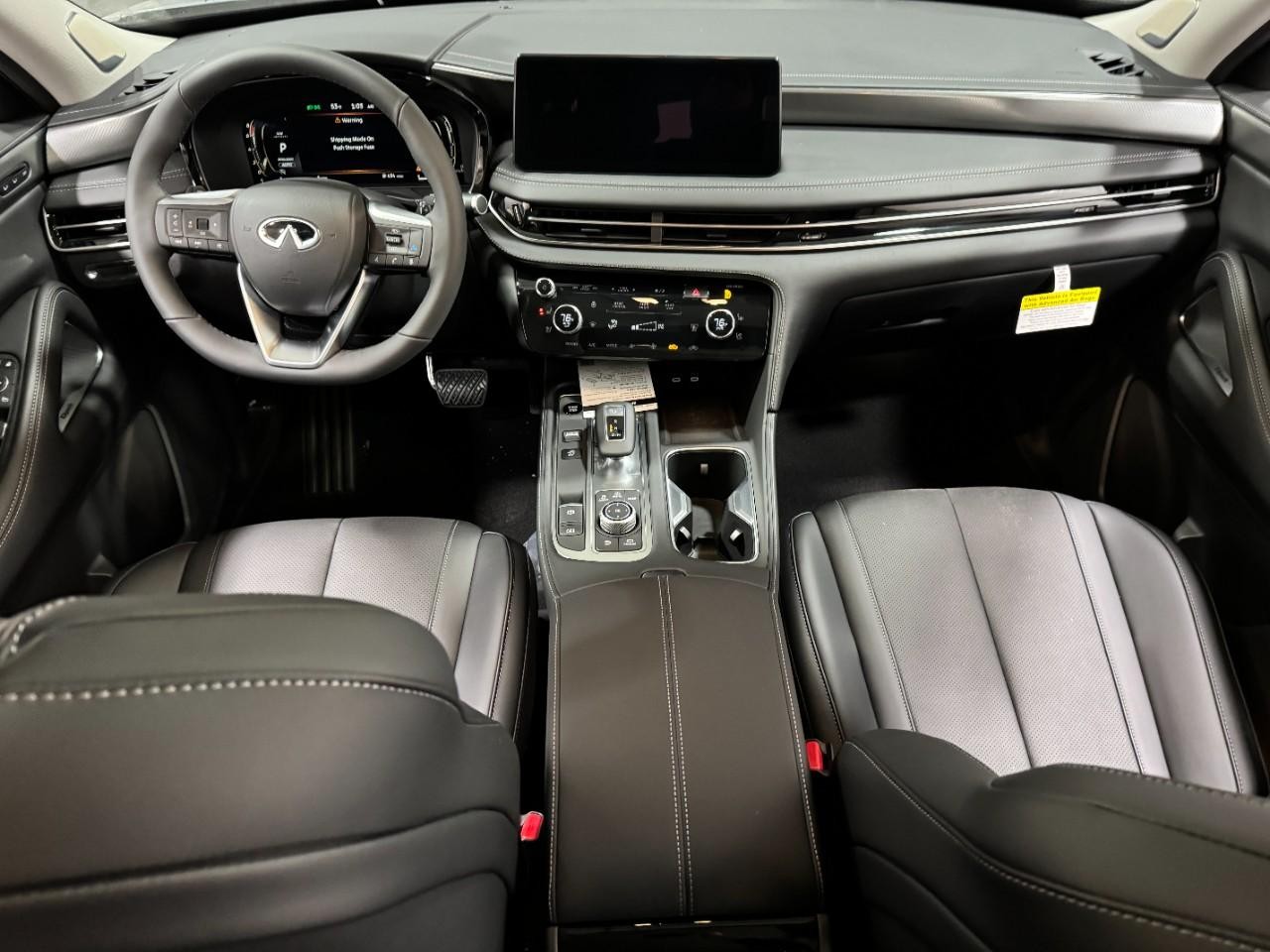 INFINITI QX60 Vehicle Full-screen Gallery Image 15