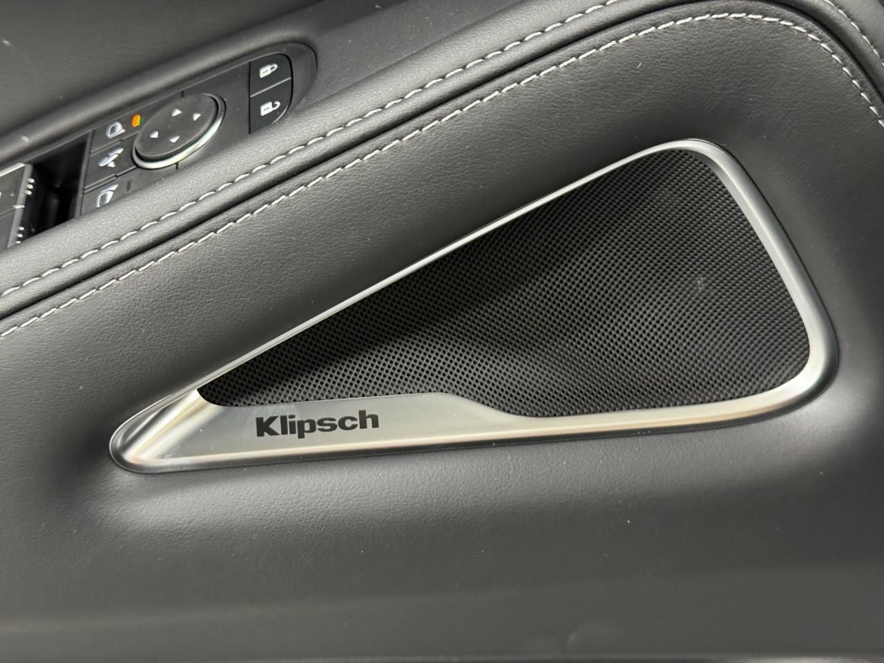 INFINITI QX60 Vehicle Full-screen Gallery Image 27