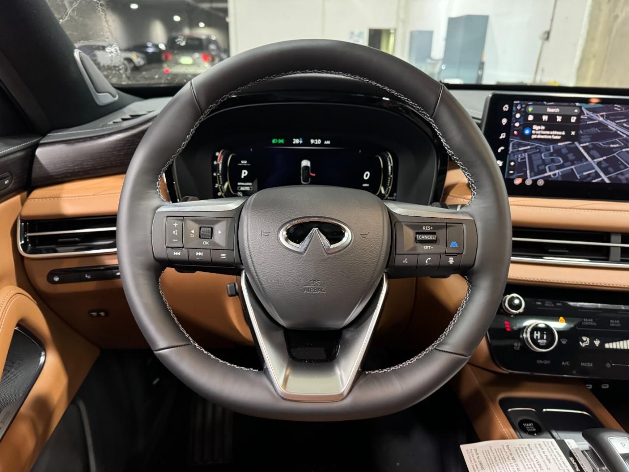 INFINITI QX60 Vehicle Full-screen Gallery Image 16