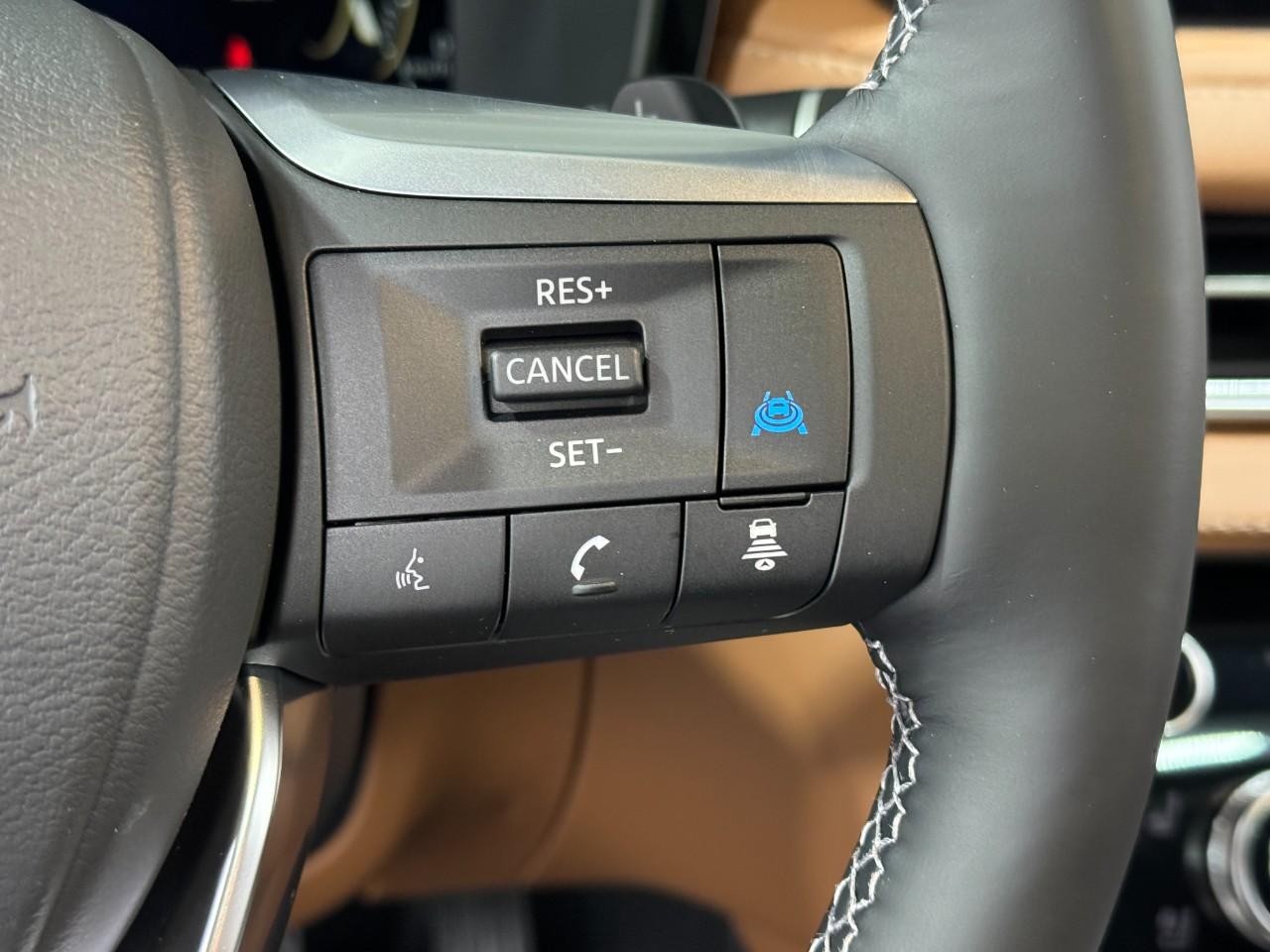 INFINITI QX60 Vehicle Full-screen Gallery Image 34