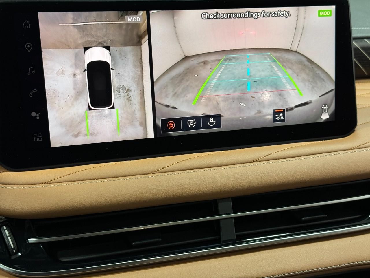 INFINITI QX60 Vehicle Full-screen Gallery Image 36