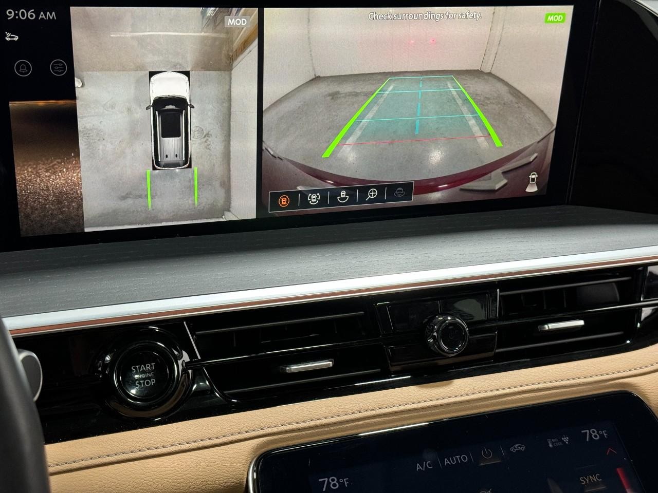 INFINITI QX80 Vehicle Full-screen Gallery Image 35