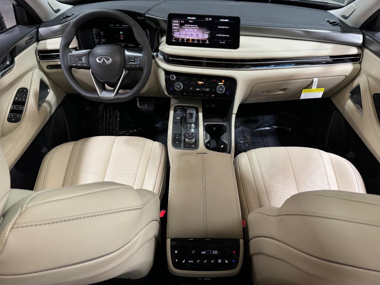 INFINITI QX60 Vehicle Full-screen Gallery Image 15