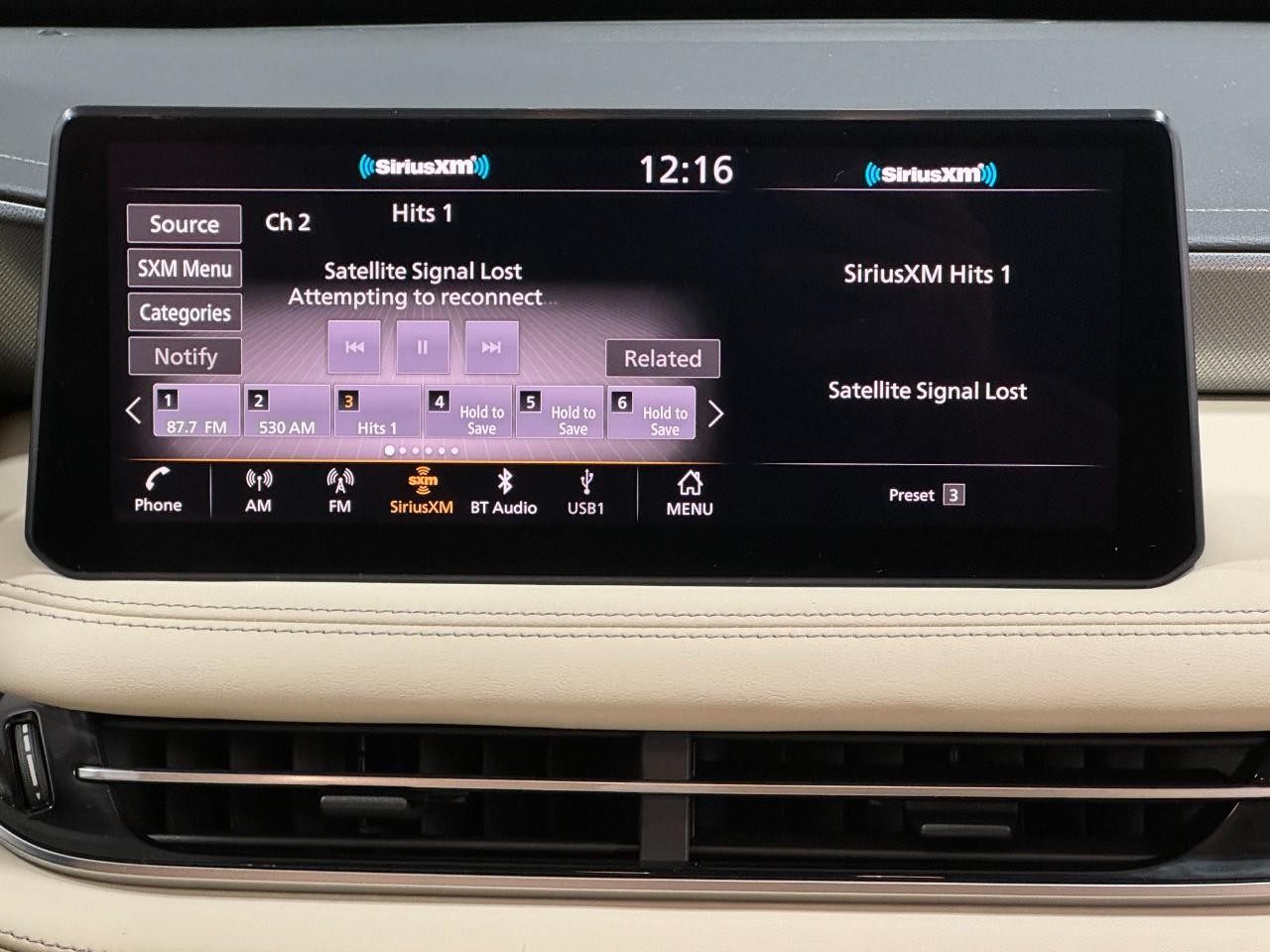 INFINITI QX60 Vehicle Full-screen Gallery Image 17