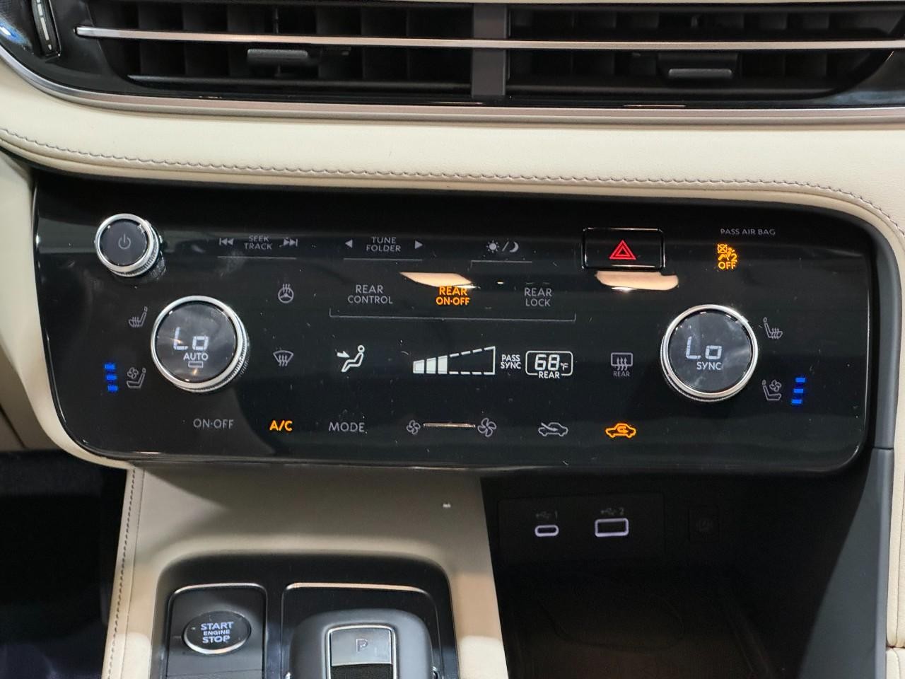 INFINITI QX60 Vehicle Full-screen Gallery Image 18