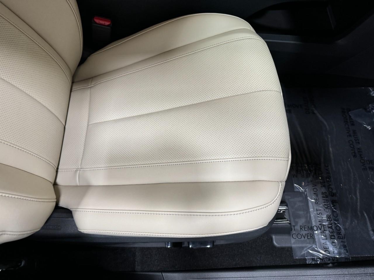 INFINITI QX60 Vehicle Full-screen Gallery Image 22