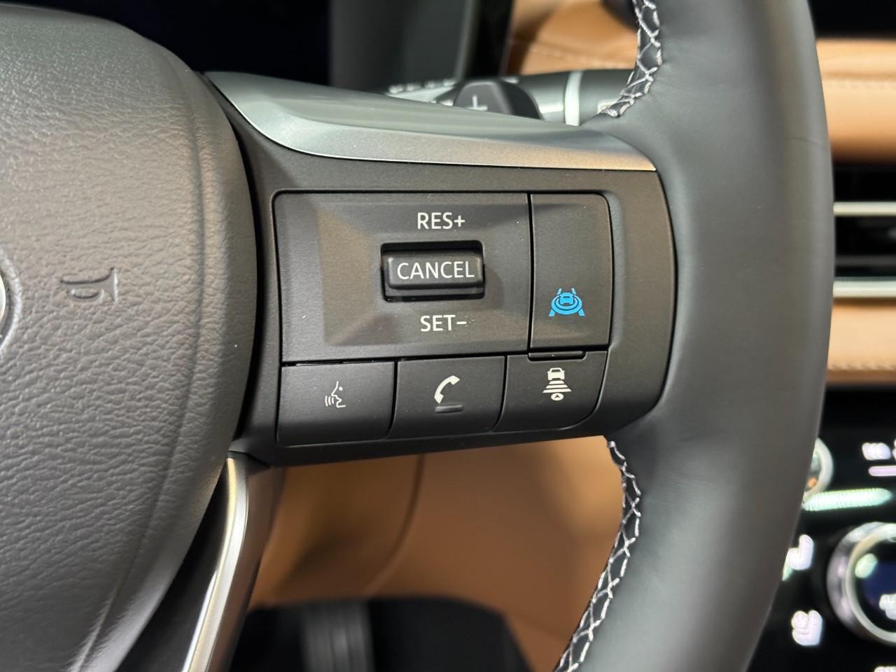 INFINITI QX60 Vehicle Full-screen Gallery Image 34